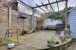 Rear External- click for photo gallery